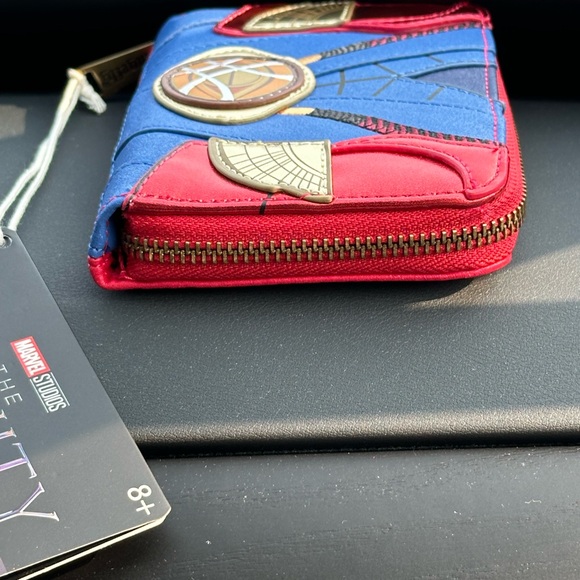 LOUNGEFLY Marvel Metallic Doctor Strange Zip Around Wallet - Picture 9 of 14